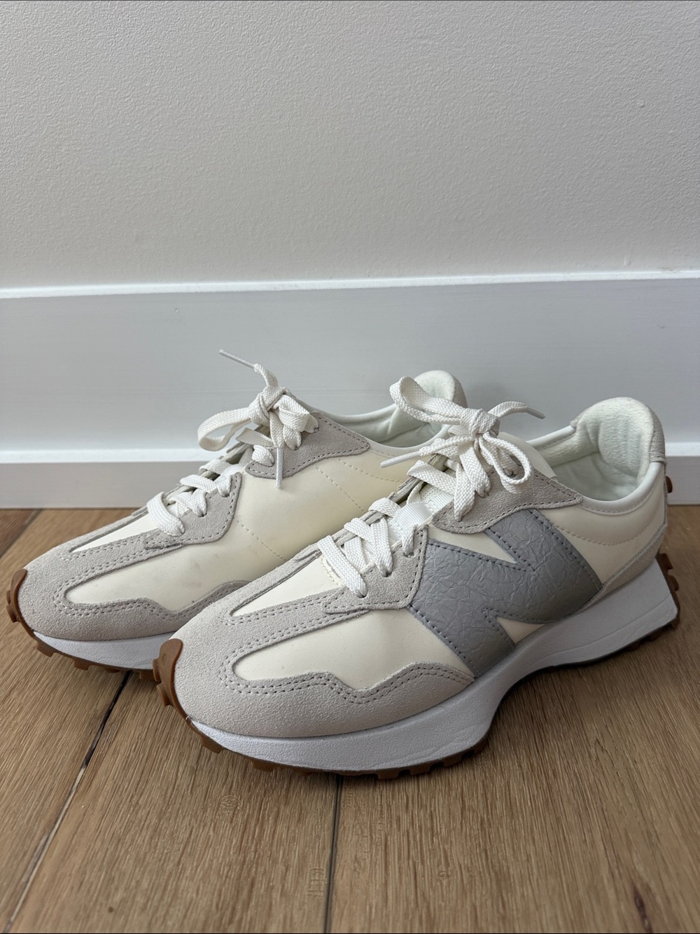 New Balance 327 Sneaker Angora Silver Metallic